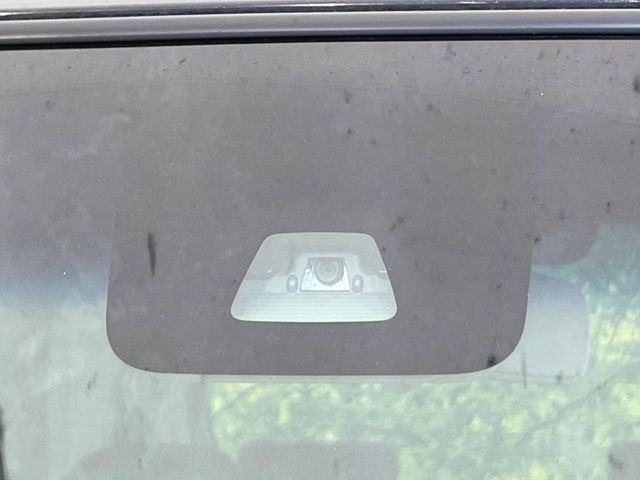 �y�X�}�[�g�A�V�X�g�z���s���ɑO���̎ԗ�����F�����A�Փ˂������Ȏ��͌x��ƃu���[�L�ŏՓˉ���Ɣ�Q�y�����A�V�X�g�B�����S�Ƀh���C�u�����y���݂��������܂��B