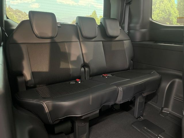 3��ڃV�[�g�͂�������ԗǍD����l�ł��������ƍ����Ē����܂��̂ŁA��l���ł̂��o���������N���N�ł��􂲉Ƒ��ŁA�C�̒m�ꂽ���ԂŁA�h���C�u�ɍs���̂��y���݂ł��ˁ�