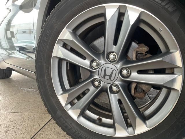 �y����16�C���`�A���~�z�C�[���z�O�ςɃ}�b�`���������A���~�z�C�[���𑕒����Ă���܂��B�e��ЊO�A���~�z�C�[����A�X�^�b�h���X�^�C�����戵�����Ă���܂��B���񂲑��k����������