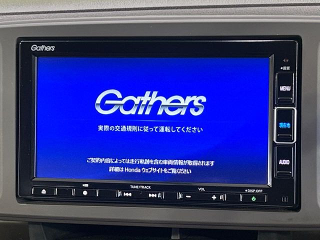 �y�����i�r�z�l�C�̏����i�r�𑕔����Ă���܂��B�i�r�̎g���₷���͂������A�I�[�f�B�I�@�\���[��!�L�����v�◷�s�͂������A�ʋ΂┃�����ȂǕ��i�̃h���C�u���y�����Ȃ�͂���