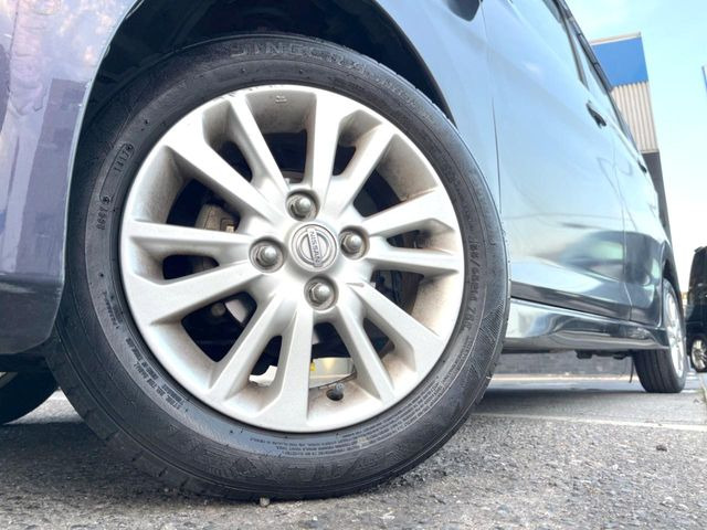 �y����14�C���`�A���~�z�C�[���z�O�ςɃ}�b�`���������A���~�z�C�[���𑕒����Ă���܂��B�e��ЊO�A���~�z�C�[����A�X�^�b�h���X�^�C�����戵�����Ă���܂��B���񂲑��k����������