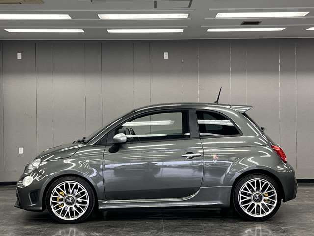 �y�c�Ǝ��ԁz10:00�[19:00�����T���j���A��x�B�N���N�n���^�A�x���̉c�Ƃ͂��d�b�ɂĂ��₢���킹�������B