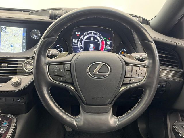 �y�����v�����X�e�A�����O�z�㎿�Ȋv���g�p���邱�ƂŁA��ɂ����������݂ƂĂ��^�]���₷���n���h���ł���