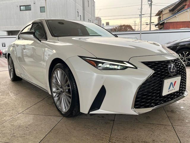 �������x�̃K���X�疌�ŝ����͂������A�㎿�ȃc���E����������B���O����_���J�����؂Ȉ��Ԃ�ی삵�A�F�����E�򉻂�h�~�B�u�e�X�v���b�V���R�[�g�v�A�u�e�v���~�b�T�R�[�g�v���炨�I�т��������܂��B