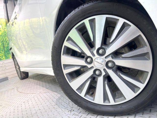 �y�����A���~�z�C�[���z�O�ςɃ}�b�`���������A���~�z�C�[���𑕒����Ă���܂��B�e��ЊO�A���~�z�C�[����A�X�^�b�h���X�^�C�����戵�����Ă���܂��B���񂲑��k����������