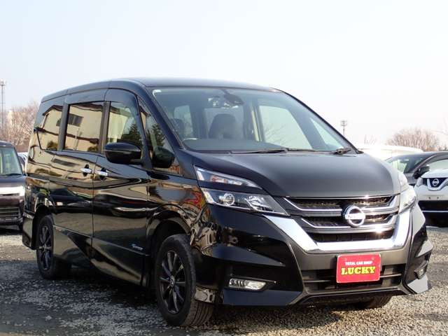 セレナ2.0 ハイウェイスター 4WD