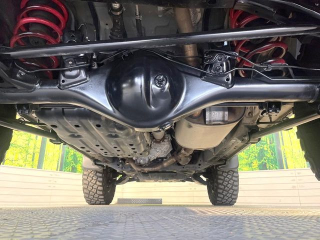 ����肪���ꂢ�Ȃ����ɁA�h�K���H�̎{�H���I�X�X���B�~��n��͂������A���ݕ��ɂ��Z���̕���A��Ń}�����E�E�B���^�[�X�|�[�c���������ɑ�ύD�]���������Ă���܂��B