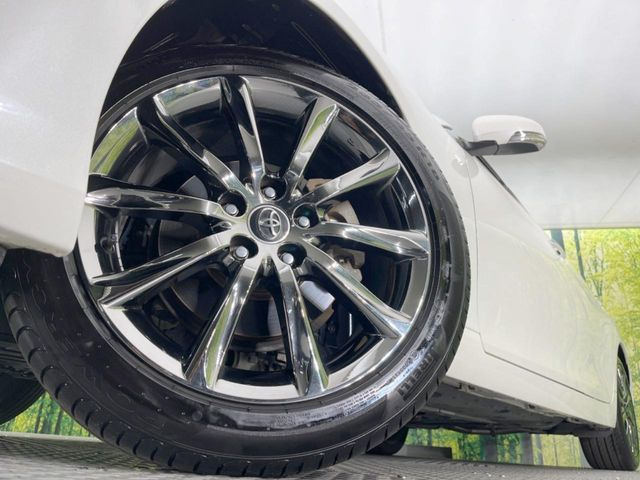 �y�����A���~�z�C�[���z�O�ςɃ}�b�`���������A���~�z�C�[���𑕒����Ă���܂��B�e��ЊO�A���~�z�C�[����A�X�^�b�h���X�^�C�����戵�����Ă���܂��B���񂲑��k����������