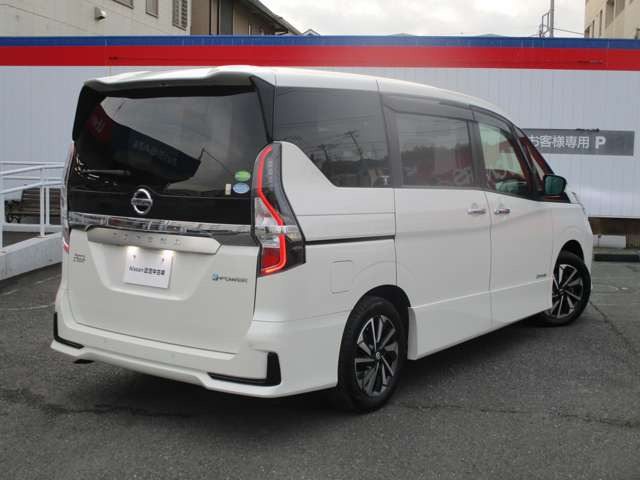 セレナ1.2 e-POWER ハイウェイスターG