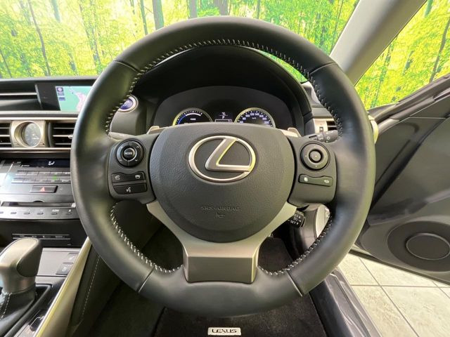 �y�����v�����X�e�A�����O�z�㎿�Ȋv���g�p���邱�ƂŁA��ɂ����������݂ƂĂ��^�]���₷���n���h���ł���