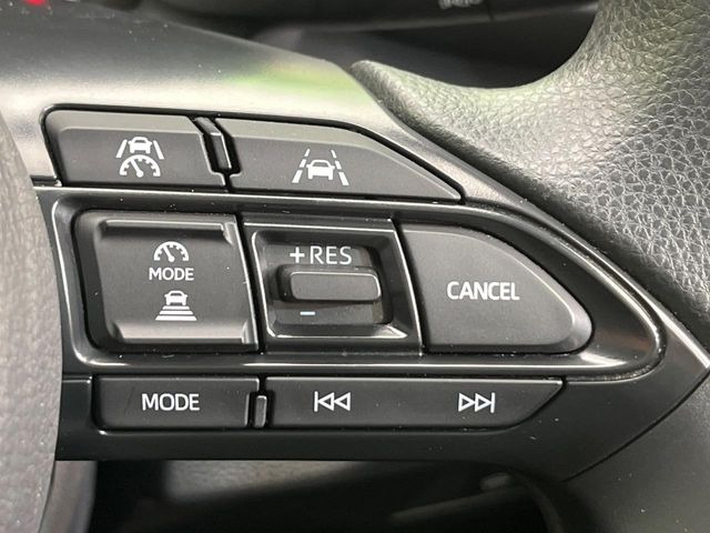 �y�N���[�Y�R���g���[���z�������H�����N���N���s�B�A�N�Z���𗣂��Ă���葬�x�ő��s���ł��A�������^�]���̕��S���y��!�����E�������ȒP�ȃX�C�b�`����Œ����ł��܂��B