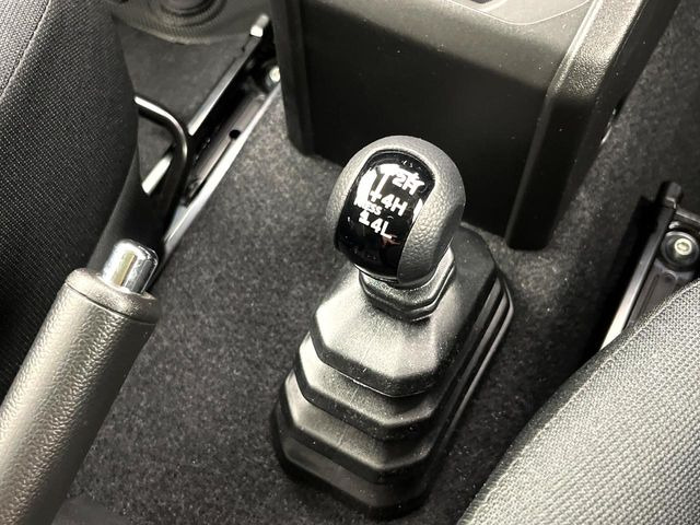 4WD�̂��Ԃł��̂ŁA�ᓹ�ł����S�ł���~��n�n��ɂ��Z�܂��̕��ȊO�ɂ��A�E�B���^�[�X�|�[�c����̕���~��n��֋A�Ȃ����@�������ɂ���������!