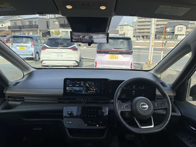 セレナ1.4 e-POWER ハイウェイスターV