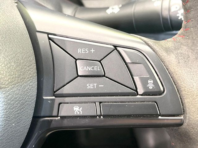 �y�C���e���W�F���g�N���[�Y�R���g���[���z�������H�ł̒��������s���y��!�����ő��x��ۂN���[�Y�R���g���[�����A�Փˌy���V�X�e���ƘA�g���A�O���̎ԗ������m���ĎԊԂ�ۂ悤�ɑ��x���߂��Ă���܂�!!