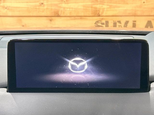 �y10�C���`�}�c�_�R�l�N�g�z�ԓ��̕��͋C�Ƀ}�b�`������^�f�B�X�v���C�B�X�}�z�ڑ��ł̃i�r�g�p��Bluetooth�Đ����A�l�X�ȋ@�\���y���߂܂��B�����I�ȃ_�C�������삪�\�ŁA�g��������ǍD�ł��B