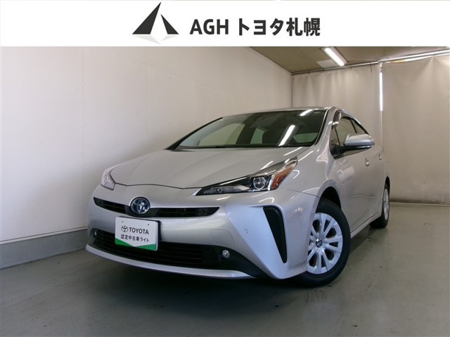 プリウス1.8 S E-Four 4WD