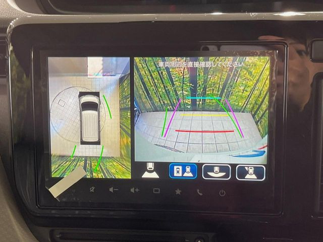 �y�S���ʃ��j�^�[�p�J�����z��p�̃J�����ɂ��A�ォ�猩���낵���悤�Ȏ��_��360�x�N���}�̎��͂��m�F���邱�Ƃ��ł��܂������p�������m�F���₷���A�����ꏊ�ł̐؂�Ԃ��⒓�Ԃ��X���[�Y�ɍs���܂��B