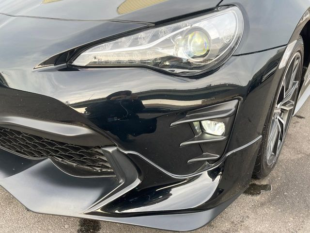 �yLED�w�b�h���C�g�z���V����ԑ��s�����ǍD�Ȏ��E���m�ۂ����S���ĉ^�]�ł��鍂�P�xLED�w�b�h���C�g�𑕔�!�_�����x�������A����d�͂��}�����Ă��܂��B