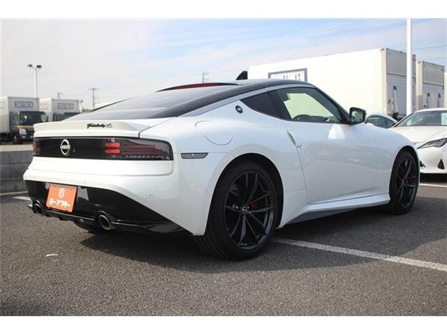 ���Ǝҗl�ւ̔̔��͂��f�肳���Ă��������܂��B �Ԍ������ԗ��̏ꍇ�́A�Ԍ����擾�������x�������z�ŕ\�����Ă���܂��B