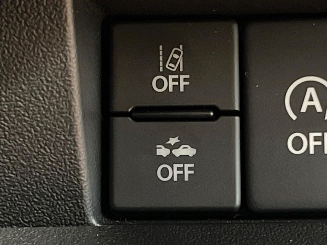 �y�X�Y�L �Z�[�t�e�B�T�|�[�g�z���s���ɑO���̎ԗ�����F�����A�Փ˂������Ȏ��͌x��ƃu���[�L�ŏՓˉ���Ɣ�Q�y�����A�V�X�g�B�����S�Ƀh���C�u�����y���݂��������܂��B