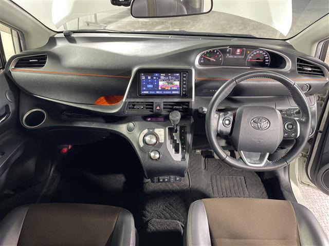 シエンタ1.5 G クエロ