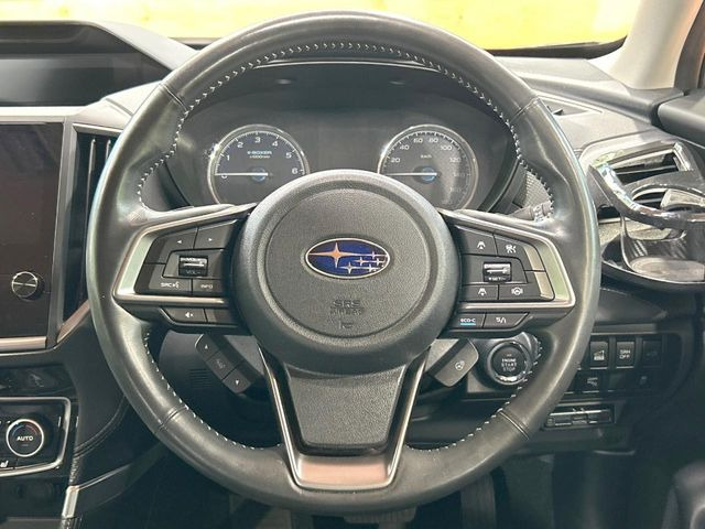 �y�����v�����X�e�A�����O�z�㎿�Ȋv���g�p���邱�ƂŁA��ɂ����������݂ƂĂ��^�]���₷���n���h���ł���