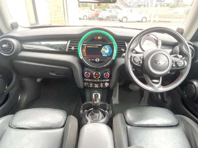 �A���ԃO���[�v���݌ɐ���2,000��!�S���̌n��X���烁�[�J�[�E�Ԏ��킸���Љ�o����̂ŁA���Ȃ��Ƀs�b�^���̂��Ԃ�������͂��ł���܂��͂��₢���킹��������