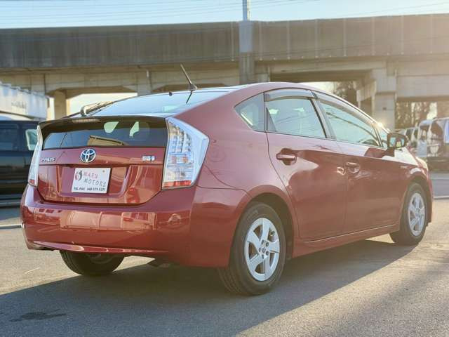 ���X�͍s�c�����R���̊��ˌ����_�̋߂��ɓX�܂��������܂��B���Ԃł��A�N�Z�X���₷���ꏊ�Ɍ�����܂��B�d�Ԃł��z���̍ۂ��Ŋ���JR���������w�܂ł��}���ɎQ��܂��B���C�y�ɂ��₢���킹������!