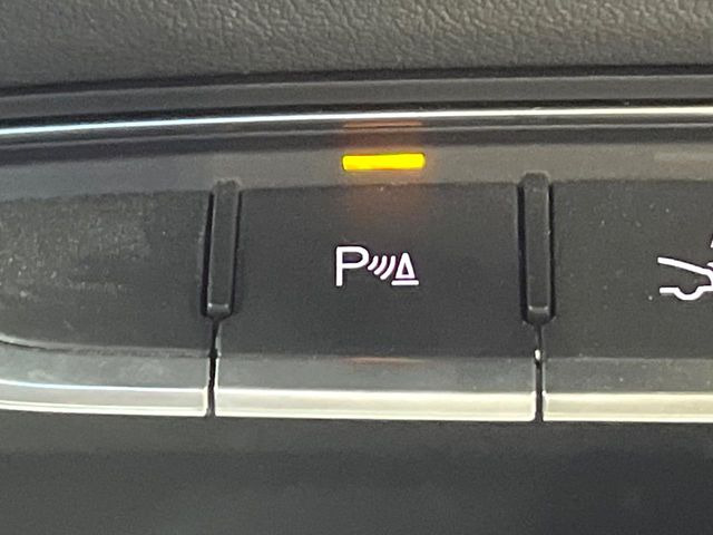 ���A�E�f�B�p�[�L���O�V�X�e��:��Q�����߂Â��ƁA���Ōx���B���p�ɂȂ镔���̏�Q����l�̌����Ƃ����X�N������A�����S���Ē��Ԃ��ł��܂���