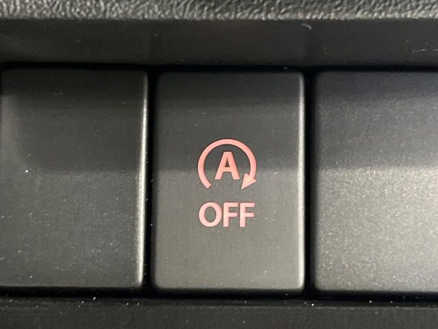 �y�A�C�h�����O�X�g�b�v�z�ԐM����a�؂Œ�Ԃ����ۂɃG���W�����~���A���ʂȔR���̏����}���܂��B�R��������ی�ɂȂ���@�\��G���W���̓u���[�L�𗣂��΍Ďn�����܂��B