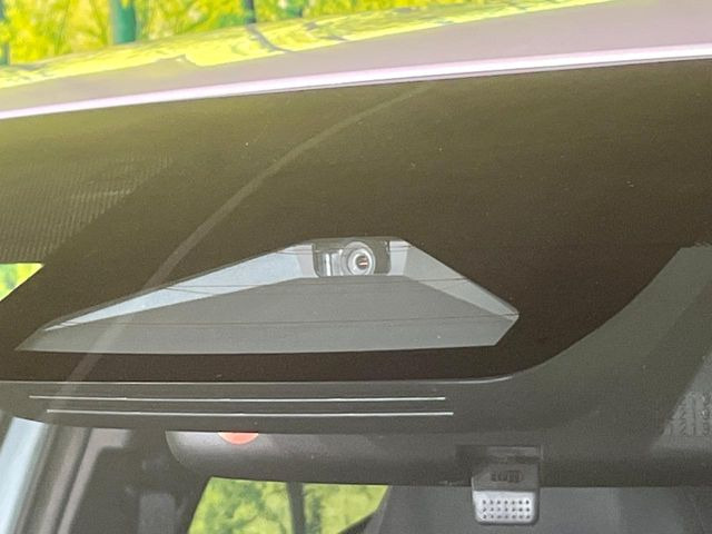 �y�g���^�Z�[�t�e�B�Z���X�z���s���ɑO���̎ԗ�����F�����A�Փ˂������Ȏ��͌x��ƃu���[�L�ŏՓˉ���Ɣ�Q�y�����A�V�X�g�B�����S�Ƀh���C�u�����y���݂��������܂��B