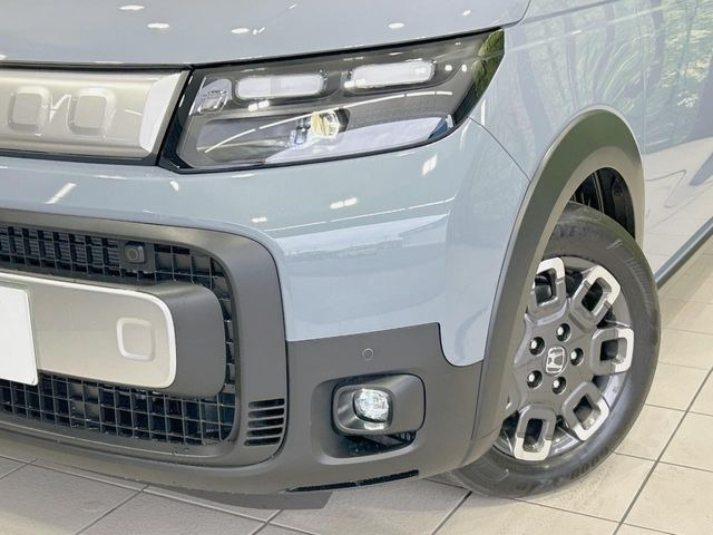 �yLED�w�b�h���C�g�z���V����ԑ��s�����ǍD�Ȏ��E���m�ۂ����S���ĉ^�]�ł��鍂�P�xLED�w�b�h���C�g�𑕔�!�_�����x�������A����d�͂��}�����Ă��܂��B