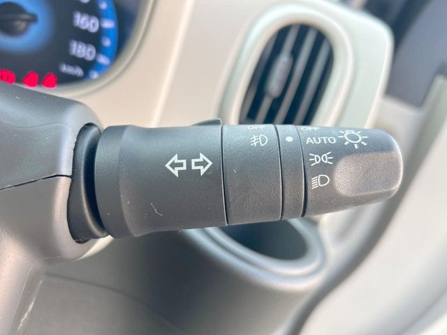 �y�I�[�g���C�g�z����̖��邳�ɉ����Ď����Ńw�b�h���C�g�̓_���E�������ł���@�\�ł�!���C�g�̕t���Y��E�����Y��Ȃǂ������Ȃ�A�J�̓���[���̑��s�����S!�g���l���ʉߎ����֗��ł��ˁ�