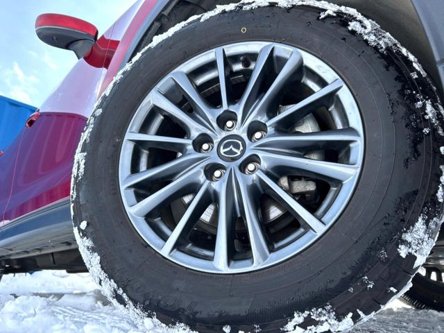 �y����17�C���`�A���~�z�C�[���z�O�ςɃ}�b�`���������A���~�z�C�[���𑕒����Ă���܂��B�e��ЊO�A���~�z�C�[����A�X�^�b�h���X�^�C�����戵�����Ă���܂��B���񂲑��k����������