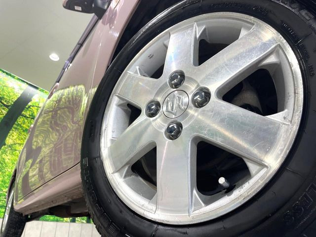 �y����14�C���`�A���~�z�C�[���z�O�ςɃ}�b�`���������A���~�z�C�[���𑕒����Ă���܂��B�e��ЊO�A���~�z�C�[����A�X�^�b�h���X�^�C�����戵�����Ă���܂��B���񂲑��k����������