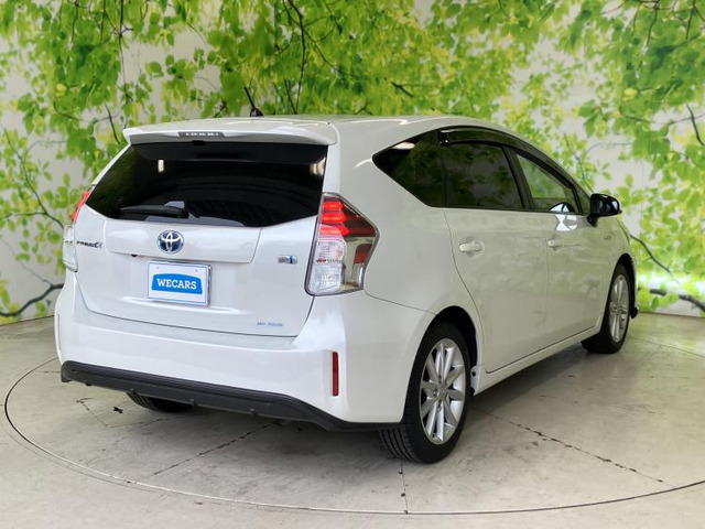 プリウスα1.8 S