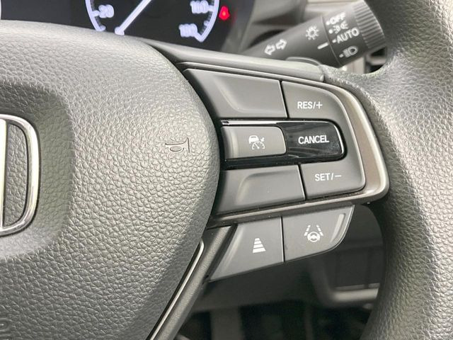 �y�A�_�v�e�B�u�N���[�Y�R���g���[���z�������H�ł̒��������s���y��!!�����ő��x��ۂN���[�Y�R���g���[�����A�Փˌy���V�X�e���ƘA�g���A�O���̎ԗ������m���ĎԊԂ�ۂ悤�ɑ��x���߂��Ă���܂�!!