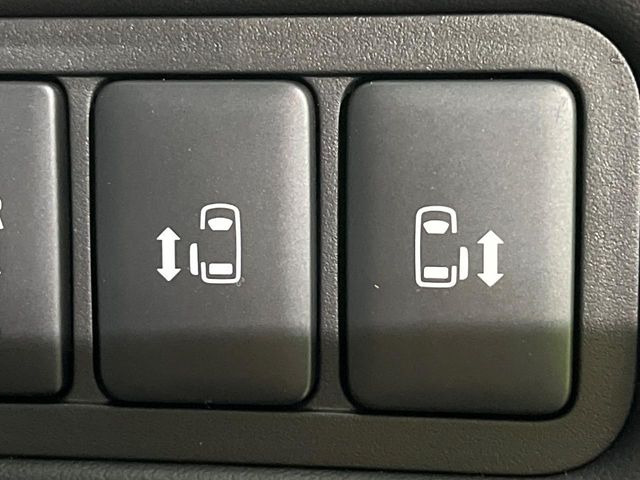 �y�����p���[�X���C�h�h�A�z�X�}�[�g�L�[��^�]�Ȃ̃X�C�b�`�Ō�ȗ����X���C�h�h�A�̊J���\���d��������͂����ăh�A���J����K�v�������A�����Ȃ��q�l�ł��ȒP�ɊJ���߂ł����K�ł���