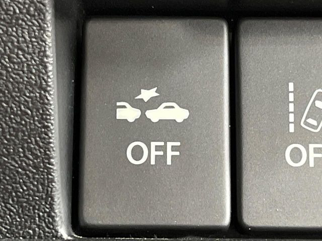 【スズキ セーフティサポート】走行中に前方の車両等を認識し、衝突しそうな時は警報とブレーキで衝突回避と被害軽減をアシスト。より安全にドライブをお楽しみいただけます。