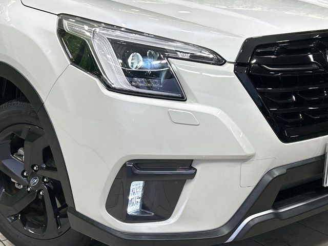 �yLED�w�b�h���C�g�z���V����ԑ��s�����ǍD�Ȏ��E���m�ۂ����S���ĉ^�]�ł��鍂�P�xLED�w�b�h���C�g�𑕔�!�_�����x�������A����d�͂��}�����Ă��܂��B