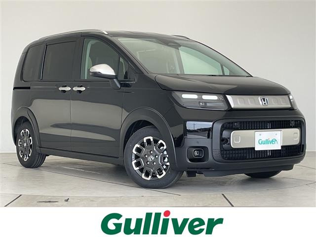 フリード1.5 e:HEV クロスター