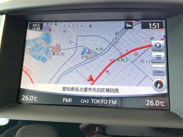 �y�����i�r�z�l�C�̏����i�r�𑕔����Ă���܂��B�i�r�̎g���₷���͂������A�I�[�f�B�I�@�\���[��!�L�����v�◷�s�͂������A�ʋ΂┃�����ȂǕ��i�̃h���C�u���y�����Ȃ�͂���