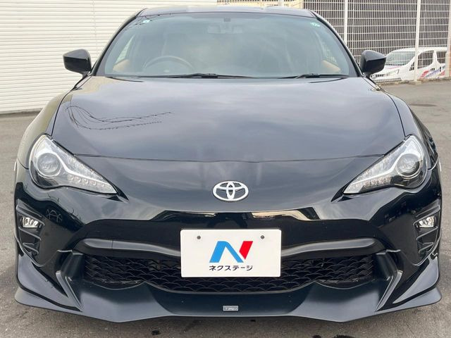 ���Ђł́A�S�ԁw�C�����Ȃ��x�̂��Ԃ̂ݎ�舵���Ă���܂��B��C�o�C���[�ɂ�錵�I�����d����̌�A���Ɍ�̎ԗ��`�F�b�N���s���A�l�N�X�e�[�W���F�肵�����i���Ȓ��ÎԂ����񋟂��Ă���܂��B