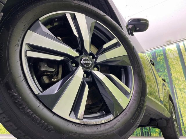 �y����19�C���`�A���~�z�C�[���z�O�ςɃ}�b�`���������A���~�z�C�[���𑕒����Ă���܂��B�e��ЊO�A���~�z�C�[����A�X�^�b�h���X�^�C�����戵�����Ă���܂��B���񂲑��k����������