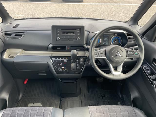 デリカミニT プレミアム 4WD