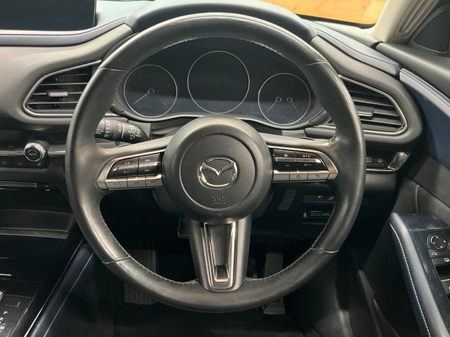 �y�����v�����X�e�A�����O�z�㎿�Ȋv���g�p���邱�ƂŁA��ɂ����������݂ƂĂ��^�]���₷���n���h���ł���