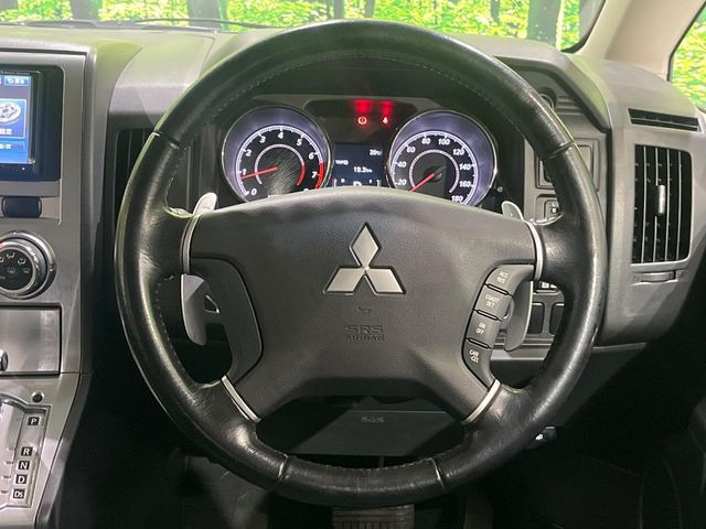 �y�����v�����X�e�A�����O�z�㎿�Ȋv���g�p���邱�ƂŁA��ɂ����������݂ƂĂ��^�]���₷���n���h���ł���