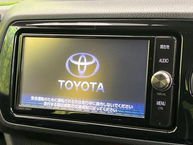 �y�����i�r�z�l�C�̏����i�r�𑕔����Ă���܂��B�i�r�̎g���₷���͂������A�I�[�f�B�I�@�\���[��!�L�����v�◷�s�͂������A�ʋ΂┃�����ȂǕ��i�̃h���C�u���y�����Ȃ�͂���