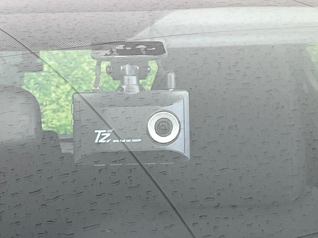 �y�h���C�u���R�[�_�[�z�h���C�u���R�[�_�[����!���s���͂������A������^�]�⎖�̂ɑ��������ہA�f���ŋL�^���A����̃��X�N�ɔ����܂��B���L�^�pSD�J�[�h�͂��q�l�����g�ł��������������K�v������܂��B