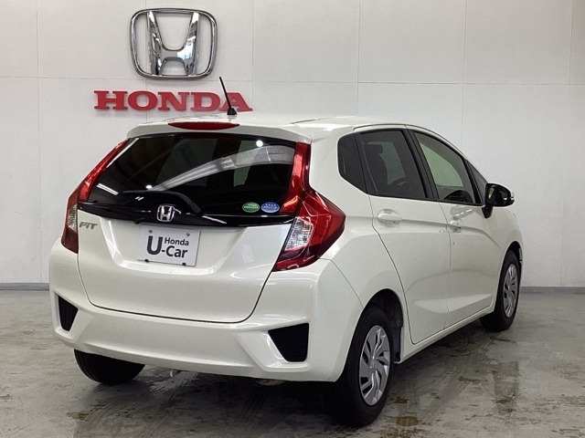 フィット1.3 13G Fパッケージ ファインエディション